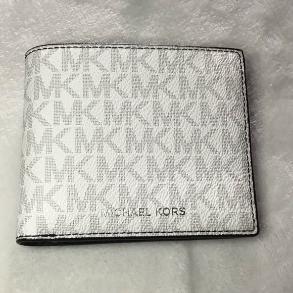 Michael Kors Other - MICHAEL KORS MENSCooper Logo Billfold Wallet With Coin Pouch NWOT